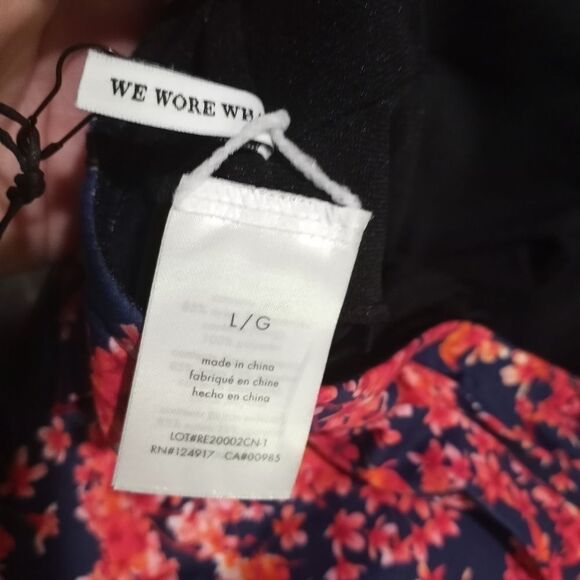 WeWoreWhat Bandeau Tie-Front One-Piece Swimsuit L Navy Red Floral - Picture 6 of 8